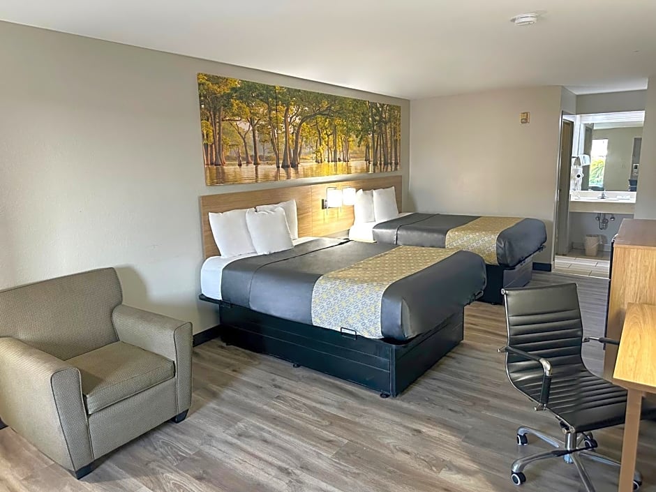 Days Inn & Suites by Wyndham Opelousas