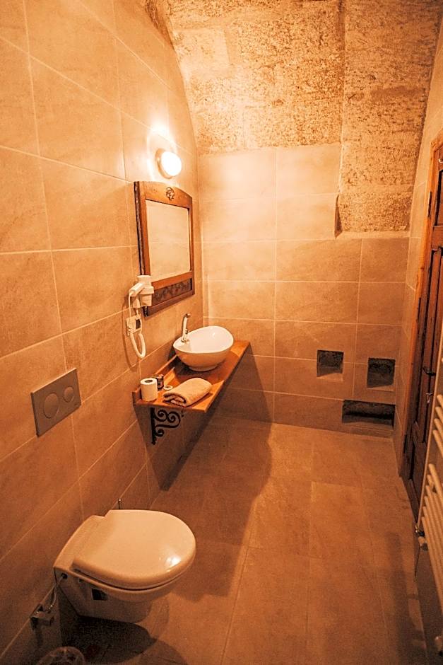 Cappadocia Eagle Cave Inn