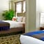 Hotel Phillips Kansas City Curio Collection by Hilton