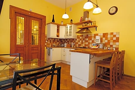 Apartment capacity 6 two bedrooms