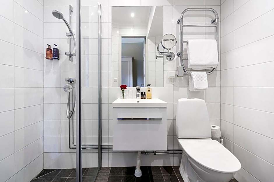 Home Hotel Wellington