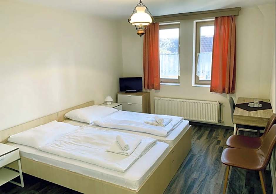 Révész Hotel, Restaurant and Rosa Spa