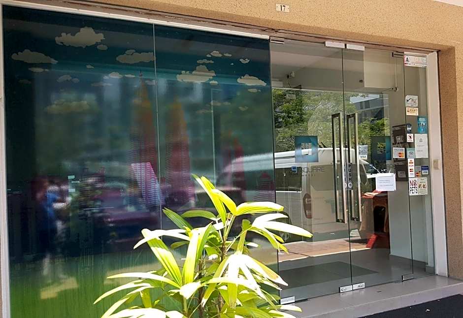 9 Square Hotel - Kota Damansara