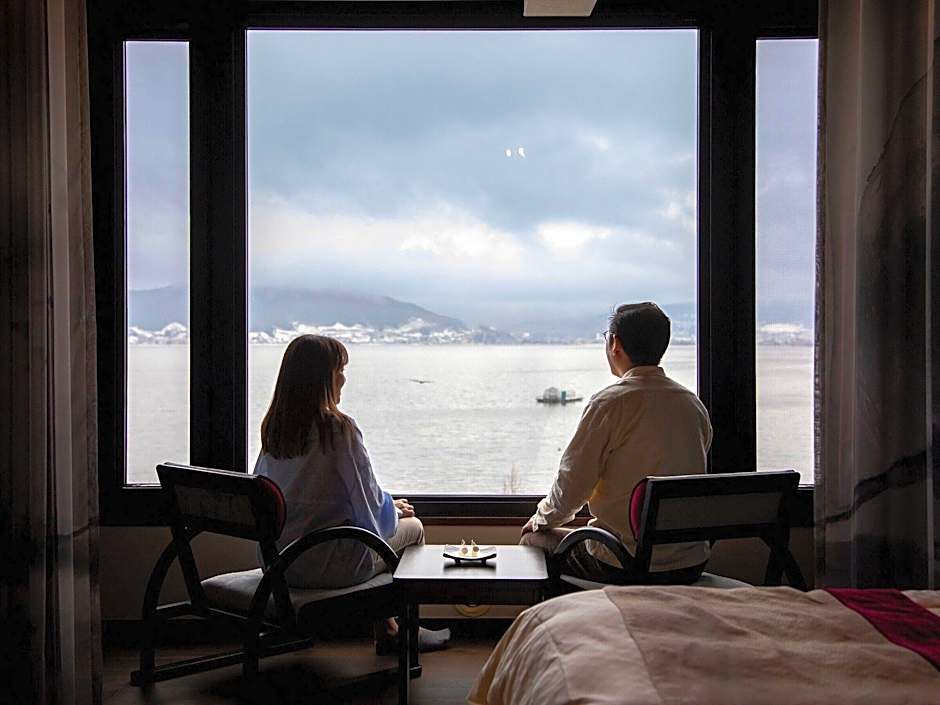 Kamisuwa Onsen Shinyu