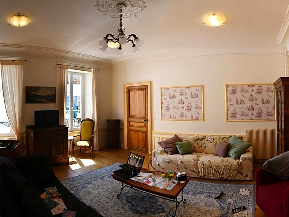 Gîtes grands groupes - Château des Forges Gouville