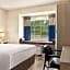 Microtel Inn & Suites By Wyndham Florence/Cincinnati Airport
