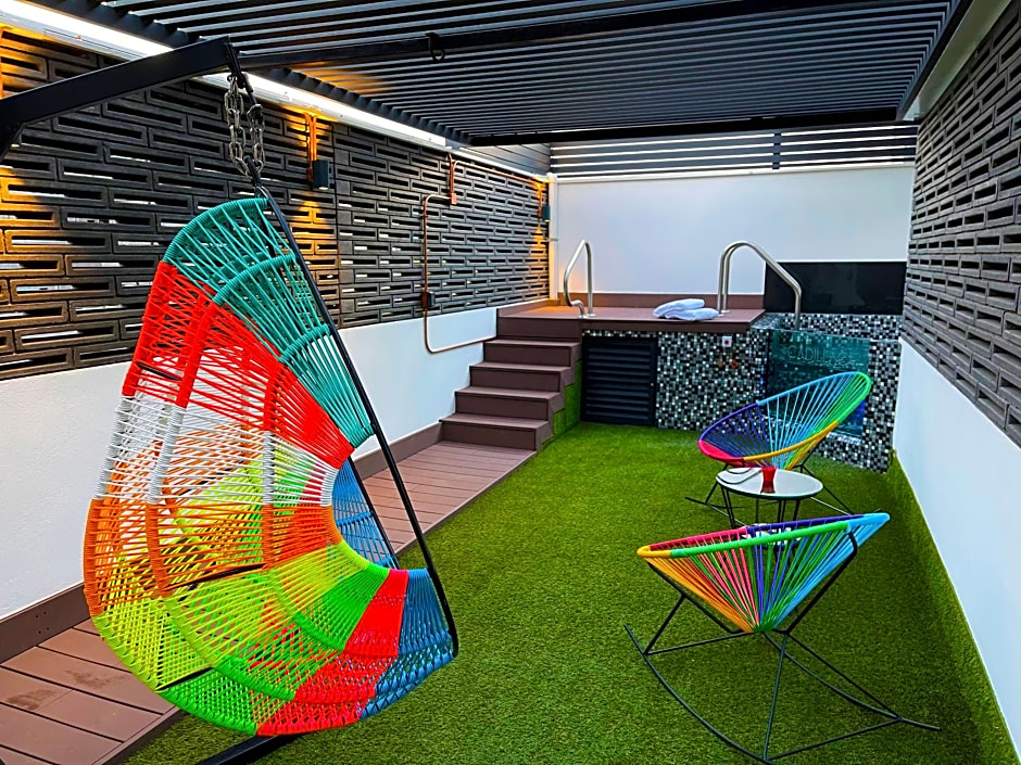 Cadillac Hotel Boutique