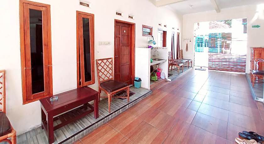 Hotel O Queen Homestay