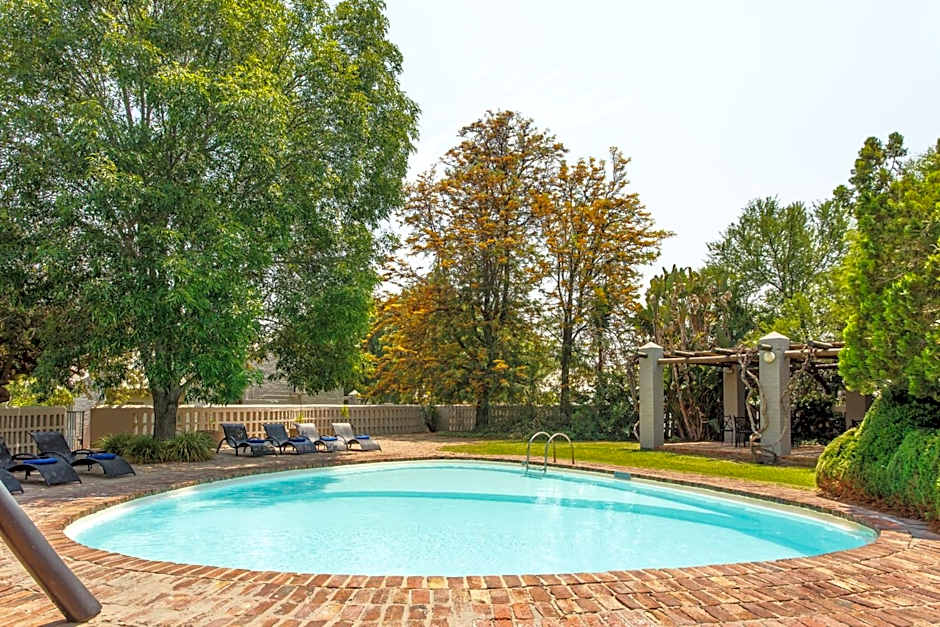 Protea Hotel by Marriott Oudtshoorn Riempie Estate