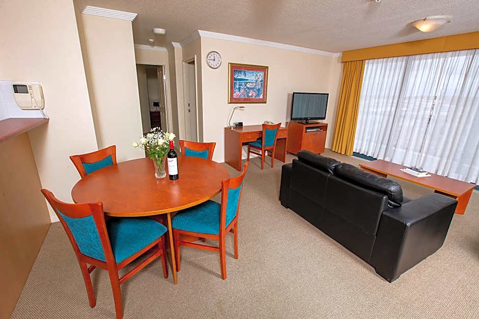 Springwood Tower Apartment Hotel