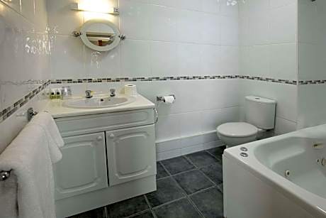 2 Single Beds Non-Smoking Cozy Room