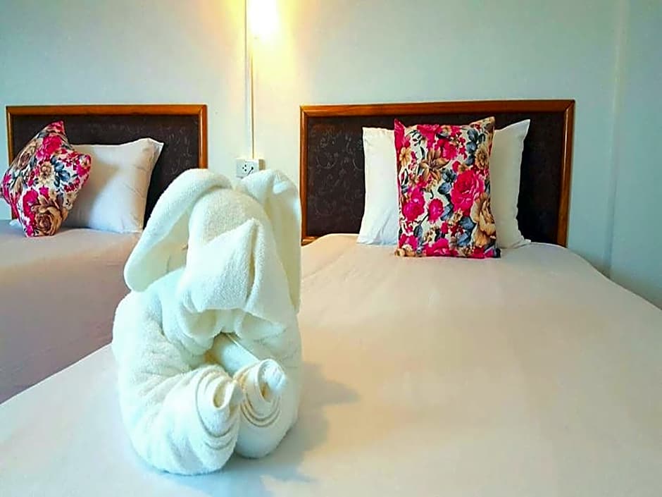 Hotel De Ratt Phuket