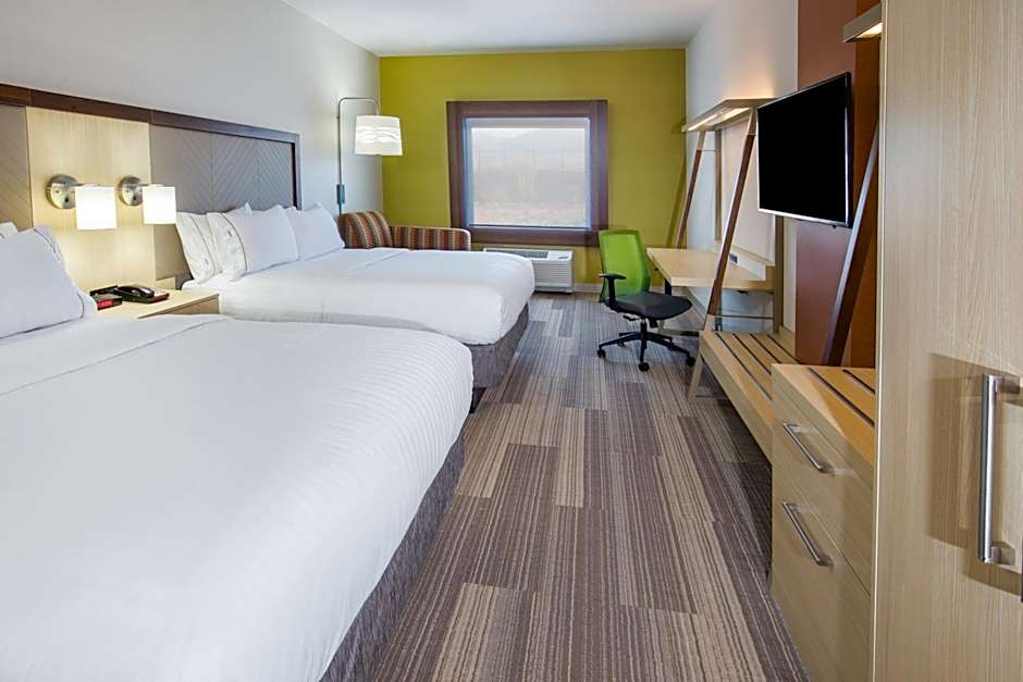 Holiday Inn Express & Suites Pahrump By IHG