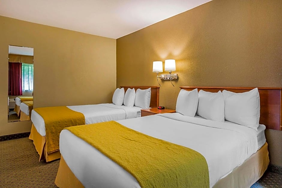 Quality Inn Hyde Park Poughkeepsie North