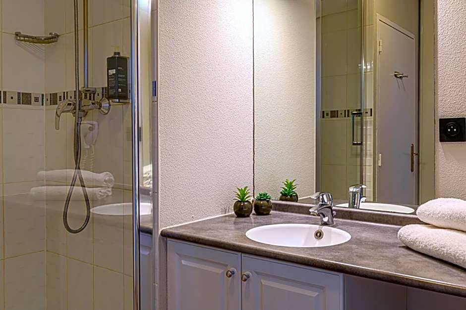 Appart Hôtel Le Liberté Vannes Centre-Ville