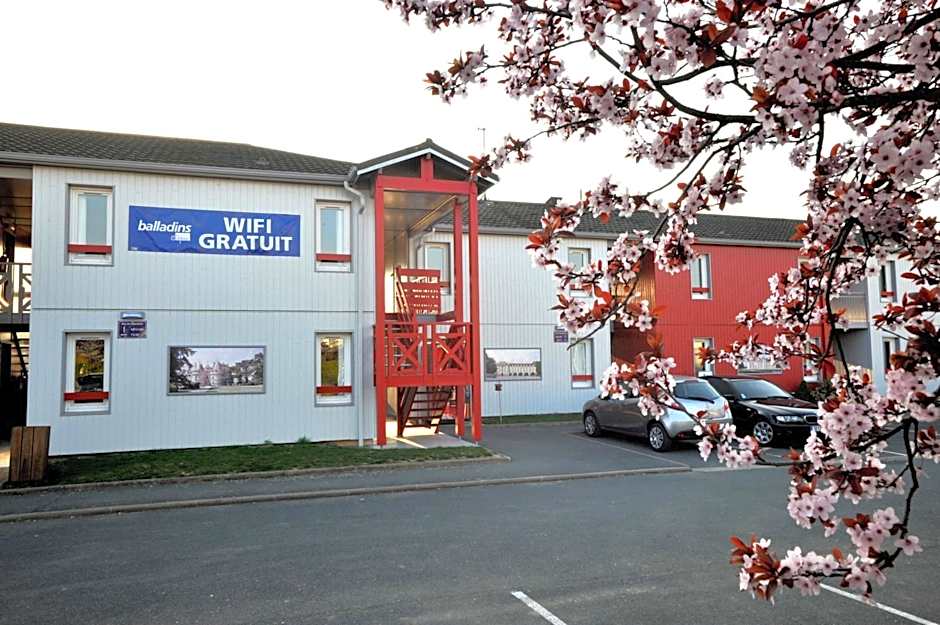 initial by balladins Blois