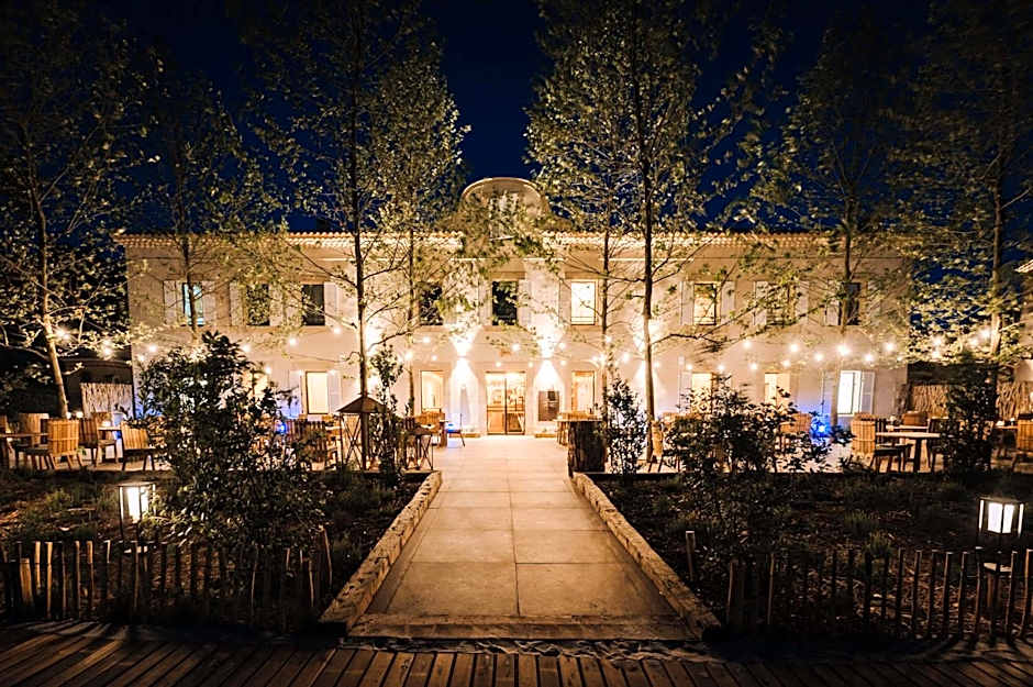 Le Hameau des Pesquiers Ecolodge, Curio Collection by Hilton
