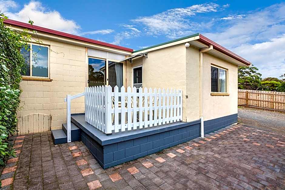 Wintersun Gardens Motel