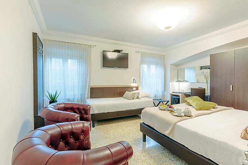 Hotel Hambros - Il Parco In Villa Banchieri