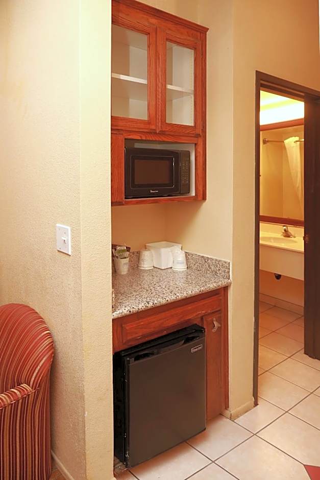 Ramada by Wyndham Fresno Northwest