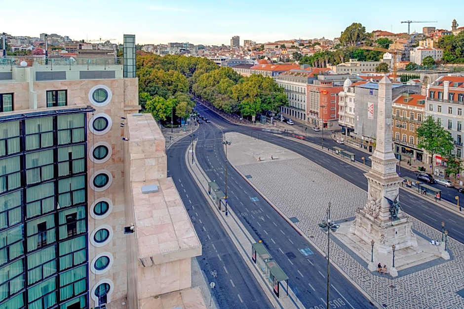 VIP Executive Eden Aparthotel