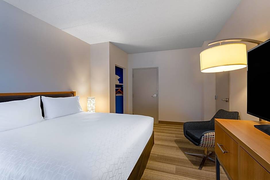 Holiday Inn Express Hotel & Suites Philadelphia - King of Prussia by IHG