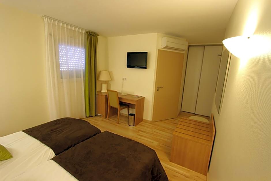 Logis Hotel Restaurant Le Grand Turc