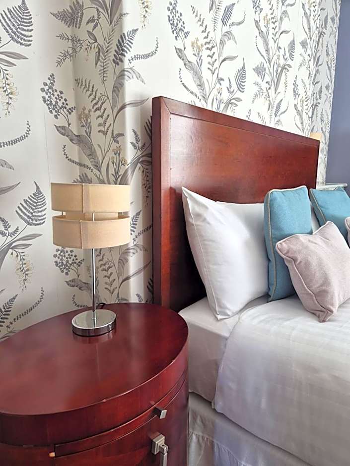 The Great Western Hotel