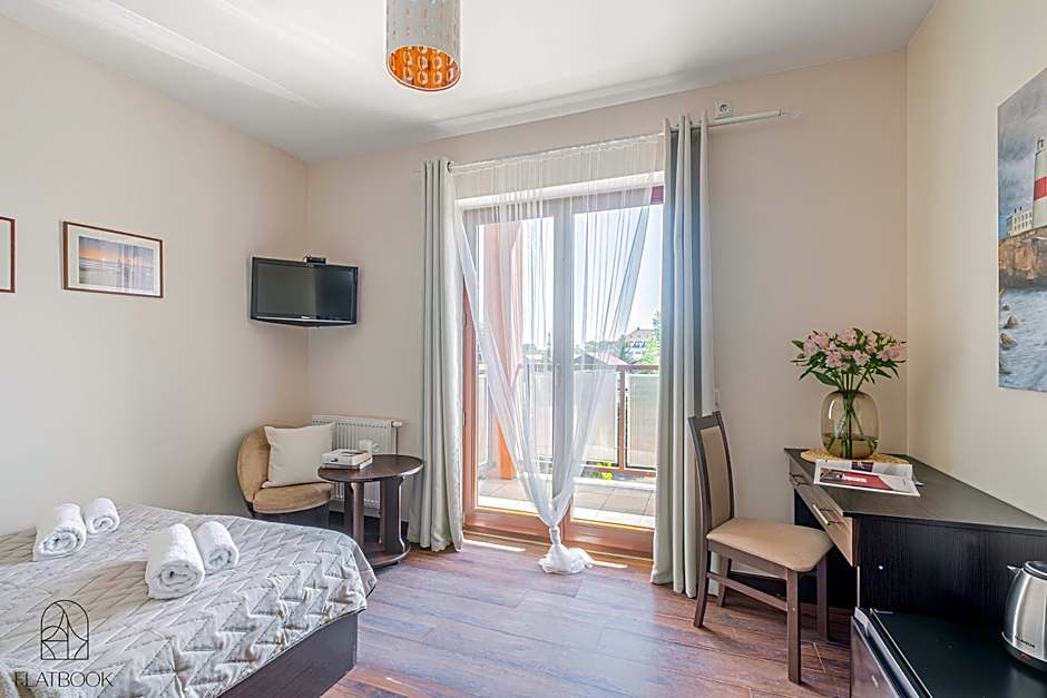 Sztutowo Lazurowy Dwór - Apartamenty oraz Pokoje z Parkingiem