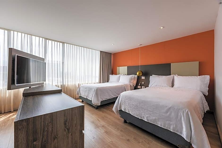 Hotel Holiday Inn Express & Suites Medellin By IHG