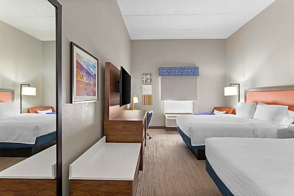 Hampton Inn By Hilton & Suites Bolingbrook, Il