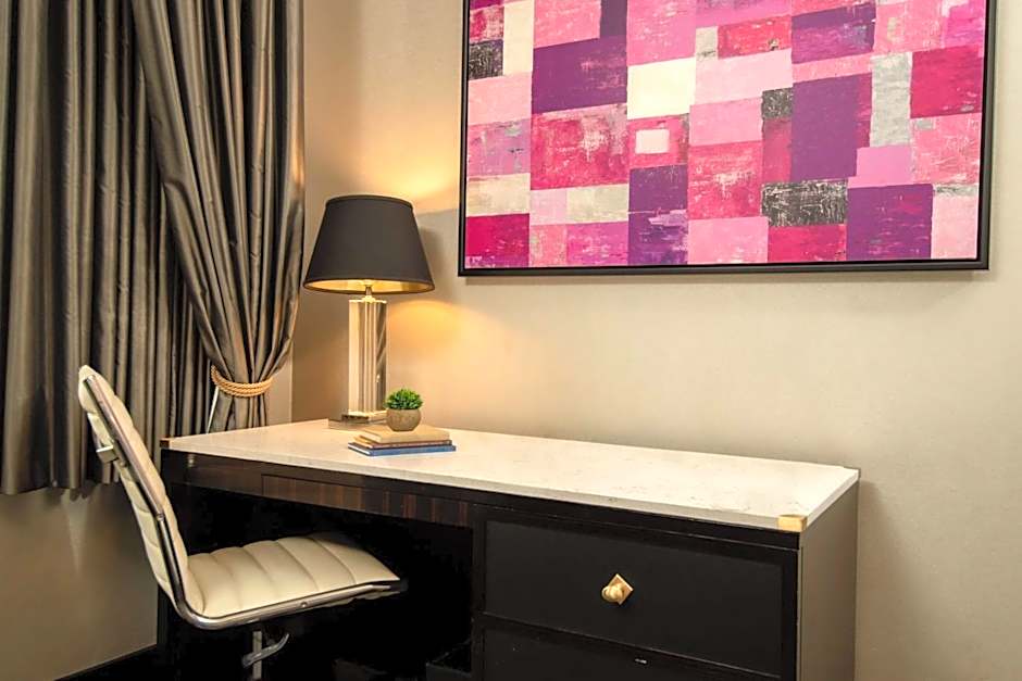The Allegro Royal Sonesta Hotel Chicago Loop