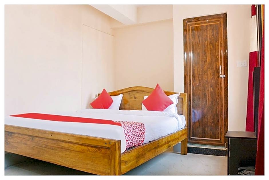 Goroomgo Caroline Homestay Bhubaneswar