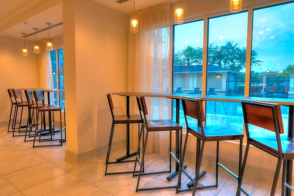 Holiday Inn Express Hotel & Suites Mobile Saraland By IHG