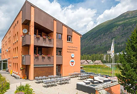 Pontresina Youth Hostel