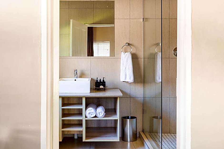 Kathu Gamagara Lodge