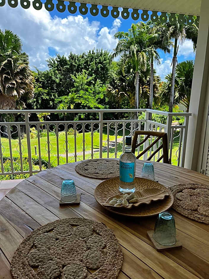 BEAU STUDIO RENOVE AU SEIN D'UN MAGNIFIQUE COMPLEXE HOTELIER