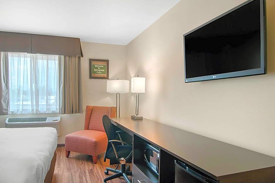 Econo Lodge Inn & Suites Springfield Main Street