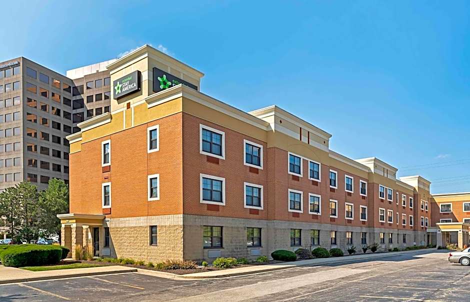 Photo 1 of 45 of Extended Stay America Suites - Chicago - Skokie