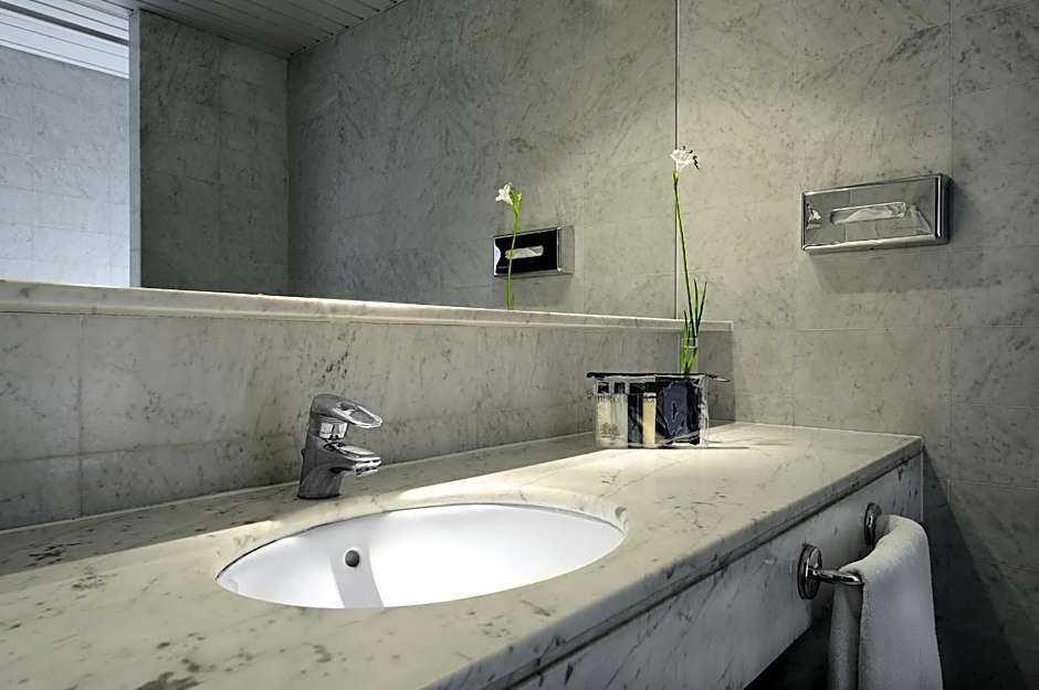 Hotel Gran Derby Suites