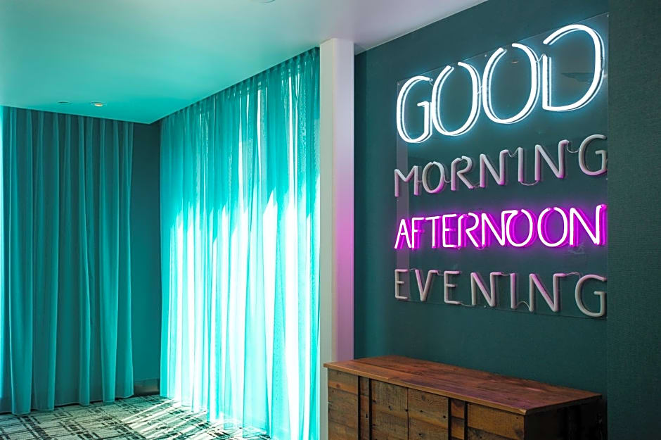 Hotel Indigo Madison Downtown By IHG