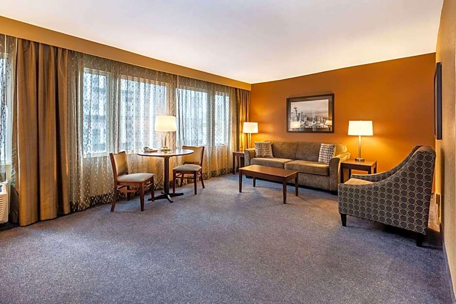 La Quinta Inn & Suites by Wyndham Seattle Downtown