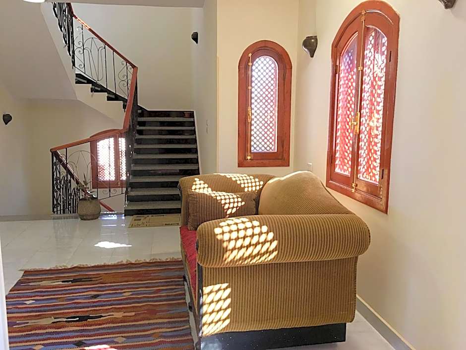 New Memnon Hotel