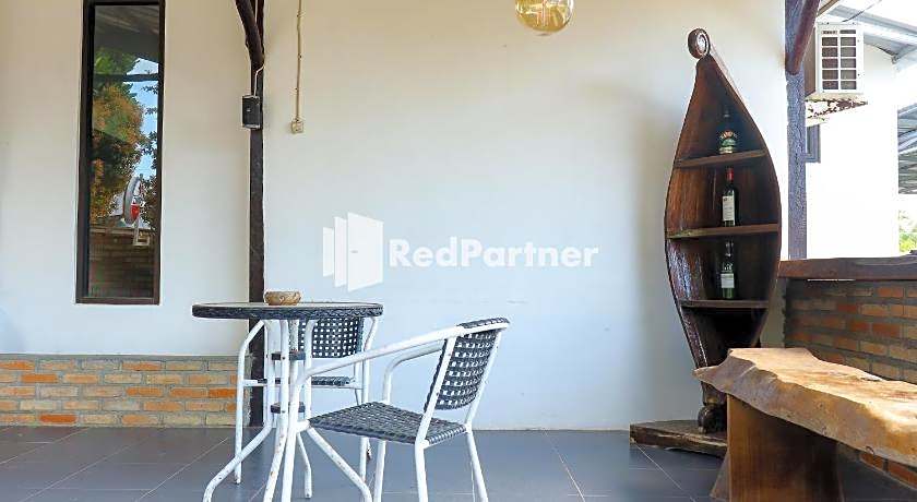 Sahabat Pantai Guest House Mitra RedDoorz