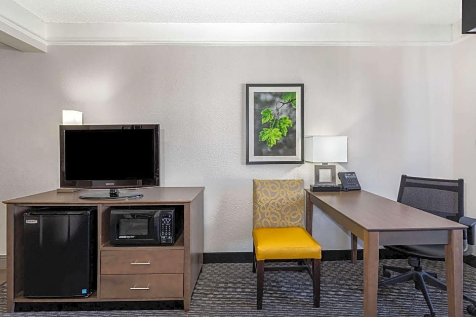 La Quinta Inn & Suites by Wyndham Denver Boulder - Louisville