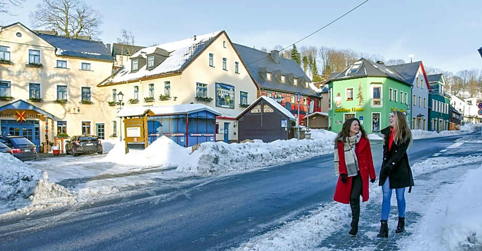 Hotel Erbgericht Buntes Haus