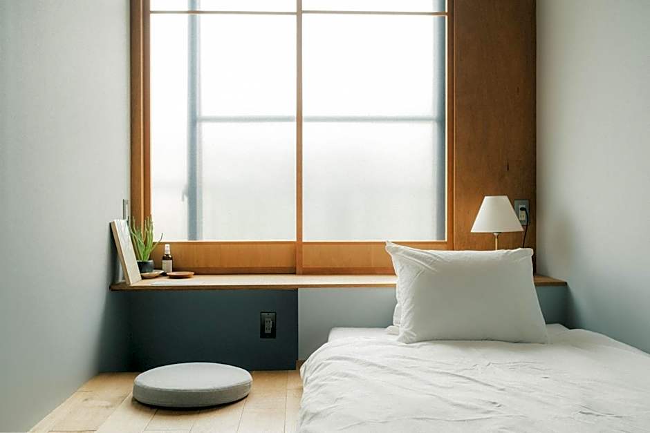 Okazaki Micro Hotel ANGLE