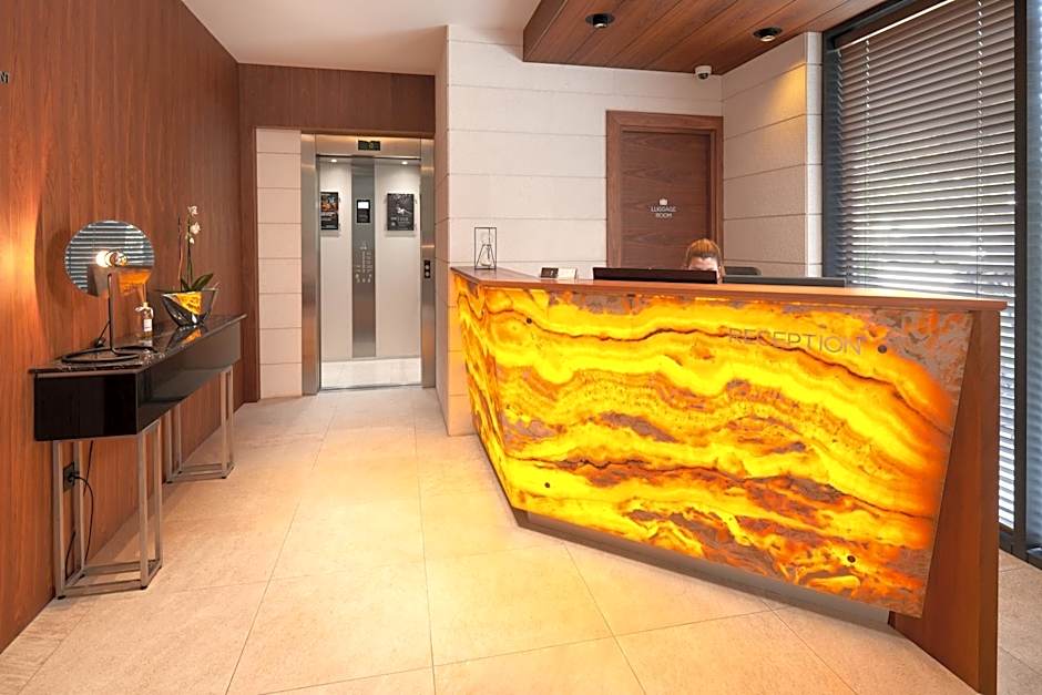 Time Boutique Hotel