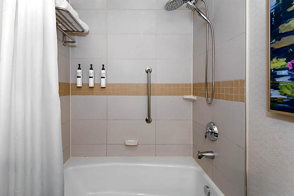 Hilton Garden Inn Wayne