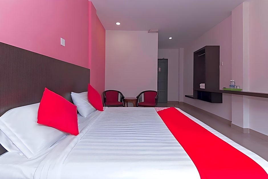 S2 Hotel